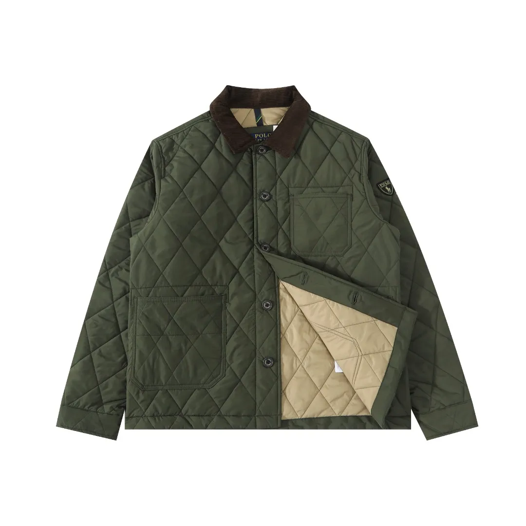P370 #R50 Ralph Lauren/Ralph Lauren classic old money style workwear rhombus retro cotton jacket. Inspired by retro workwear, it reshapes the contemporary British style. Imported machine-pressed diamond quilting technology, every quilting line is accurately aligned, and the details are full of ingenuity; three-dimensional tailoring creates a neat H-shaped silhouette, and it can still remain light and straight when worn in multiple layers in autumn and winter. Customized metal buttons, low-key embellished textured corduroy lapel design, full of retro atmosphere, 37.5° temperature control black technology, breathable and moisture-proof, locks in temperature and sweat, waterproof and snow-proof fabric, no fear of bad weather, anti-run cotton patented technology, warm and soft, long-wearing without deformation, five high-end colors: navy | khaki | black | green | brown, easily suitable for commuting, leisure, and travel. Wearing one piece gives off a calm temperament of "old money style", and you can have both style and warmth in low-temperature weather.  Color: Navy blue, black, khaki, military green, brown Size: S M L
